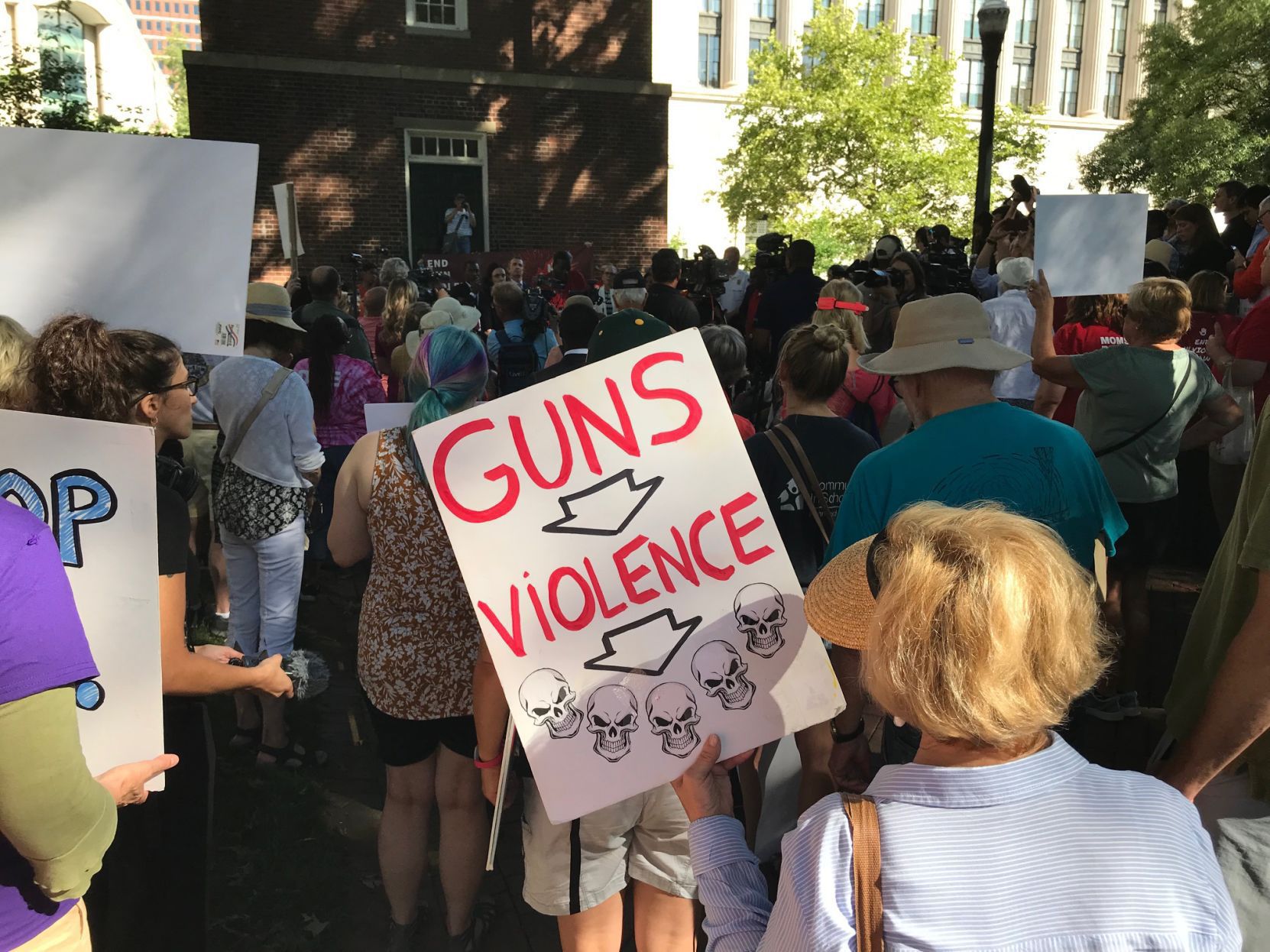 General Assembly adjourns with no action on gun bills